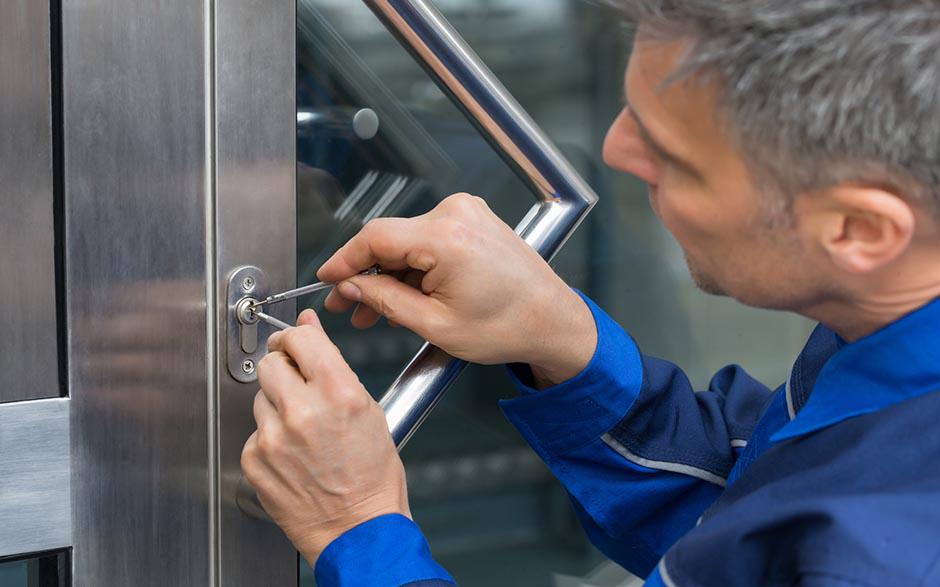  changer serrure porte blindée Paris 14